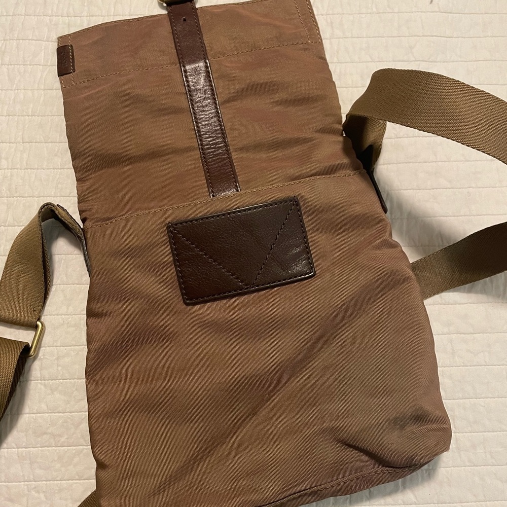 Crossbody bag